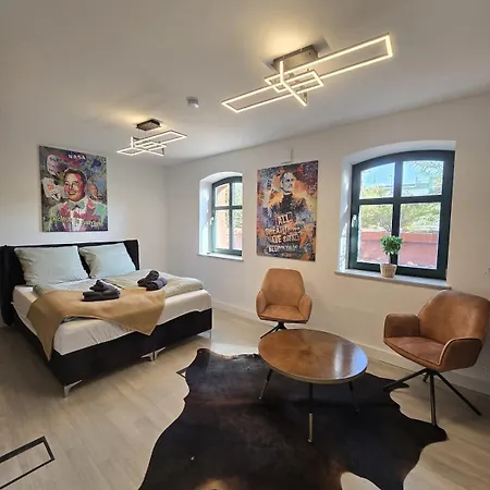 Apartment Souterrain Am Yachthafen Zentral & Stilvoll *