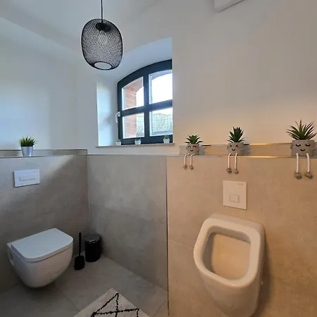 Souterrain Am Yachthafen Zentral & Stilvoll Apartment Magdeburg
