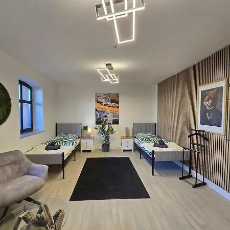 Souterrain Am Yachthafen Zentral & Stilvoll * Magdeburg